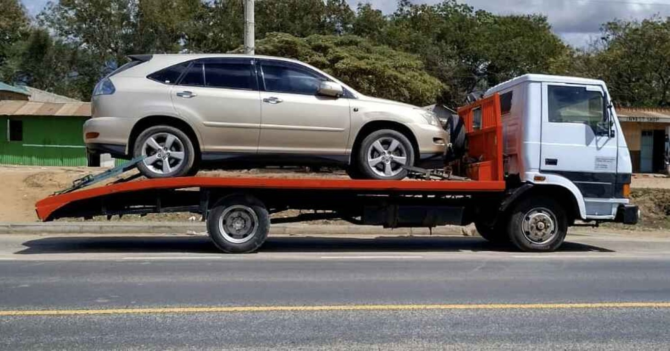 Heavy-Duty Towing service in Doral, FL by professional towing company